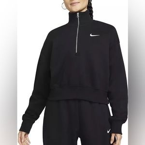 Nike - Women's Phoenix Fleece Oversized 1/2-Zip Crop Sweatshirt